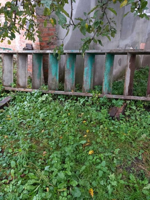 Металевий марш/ металеві сходи