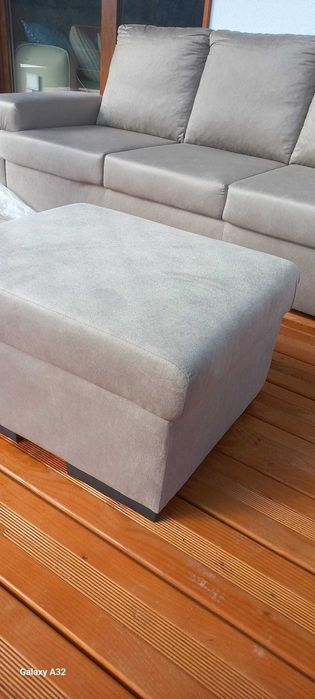 Sofá de 3 lugares com banco, novo, a estrear