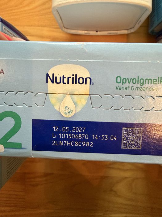 Суміш смесь aptamil 2 Nutrilon 1. 2