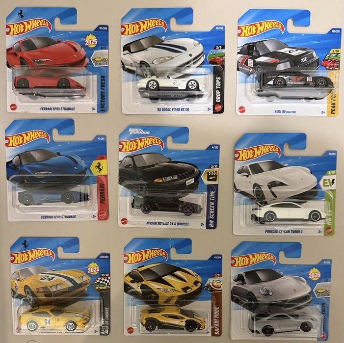 Машинки HotWheels