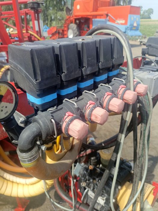 Opryskiwacz polowy biardzki 2200l 15m