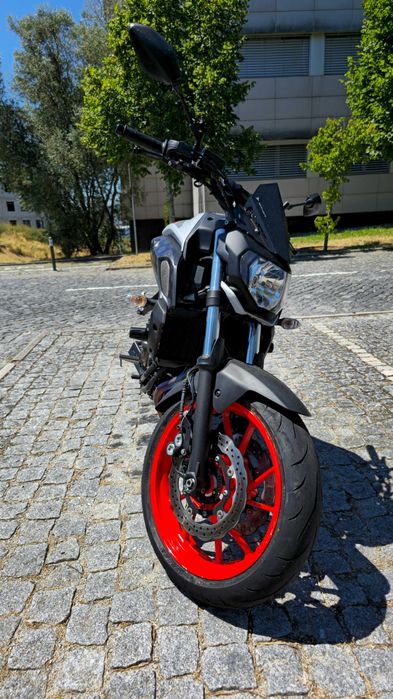 YAMAHA MT07 2021