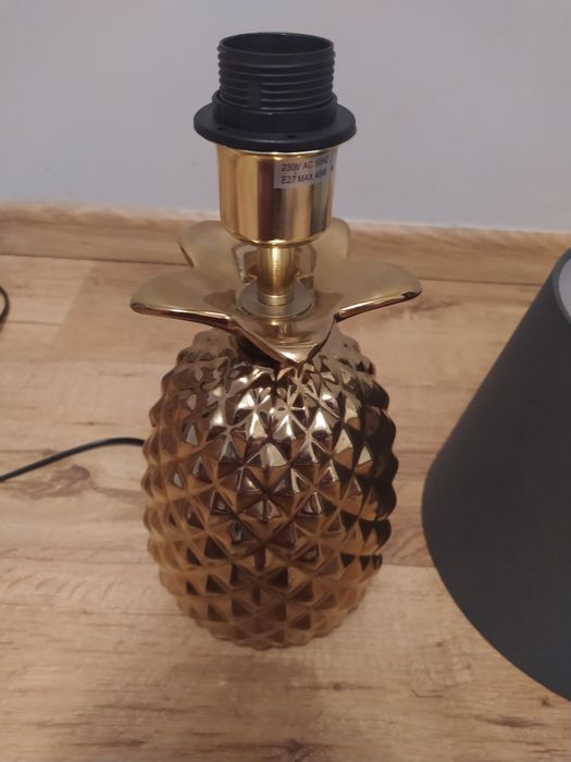 Piękna,porcelanowa, złota lampa Ananas