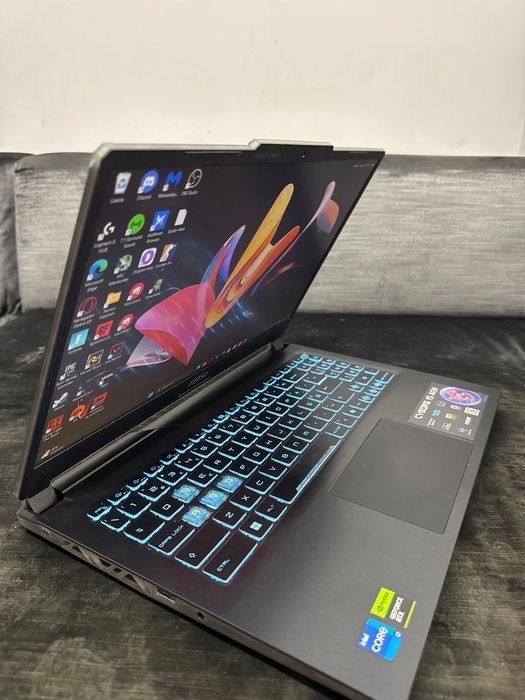 Notebook gamer Ultima geração MSI CYBORG