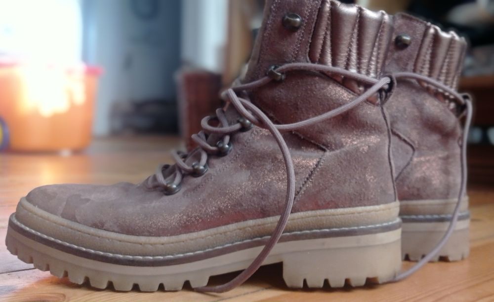 Tommy Hilfiger botki trapery beż 38