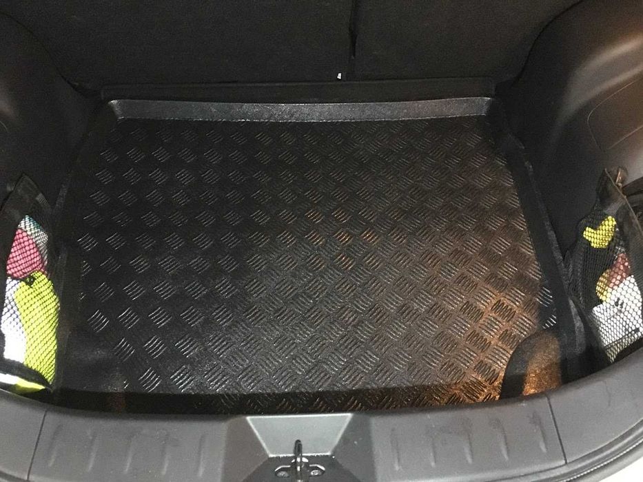 Tapetes impermeáveis para Nissan Leaf 2