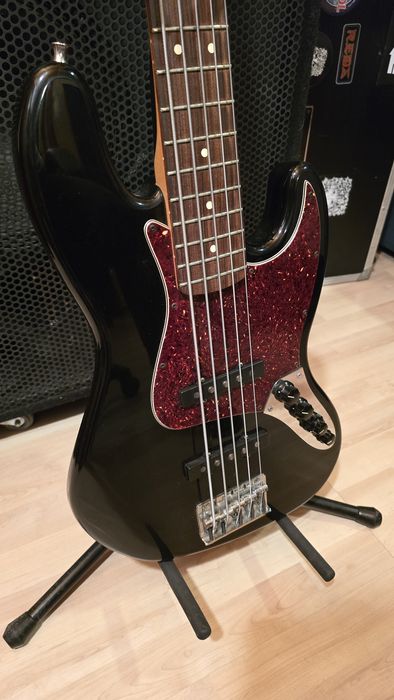 Fender Jazz Bass Deluxe Mexico 2011 V active 5str