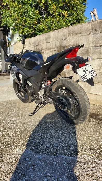 Honda cbr125r Negociável
