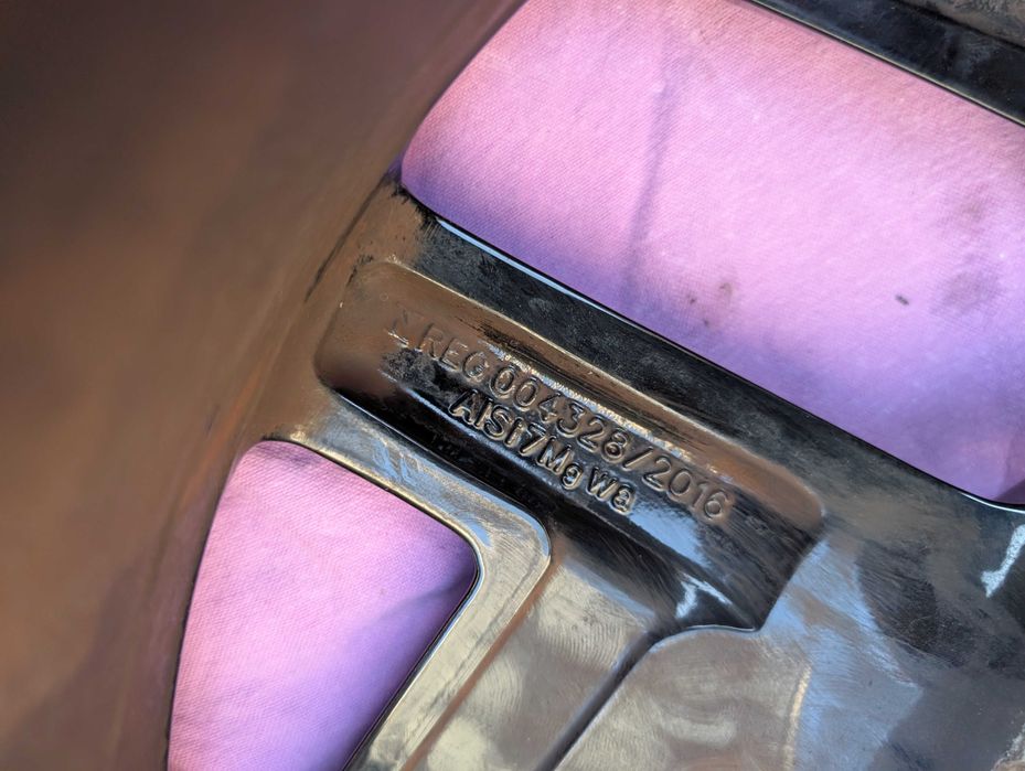 1x Felga 18 VW GOLF 8 VII 5H0 60i025G 7.5J ET51 5x112 PROSTA 1sz