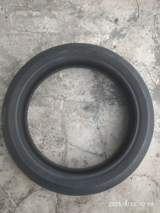 Продам покрышку на мото