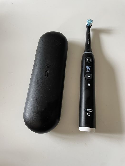 Szczoteczka elektryczna oral b io 6