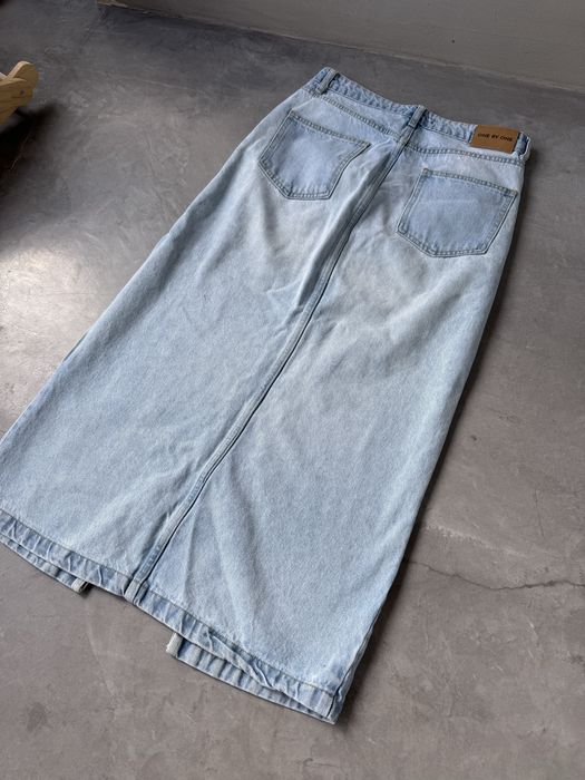 Джинсова спідниця міді