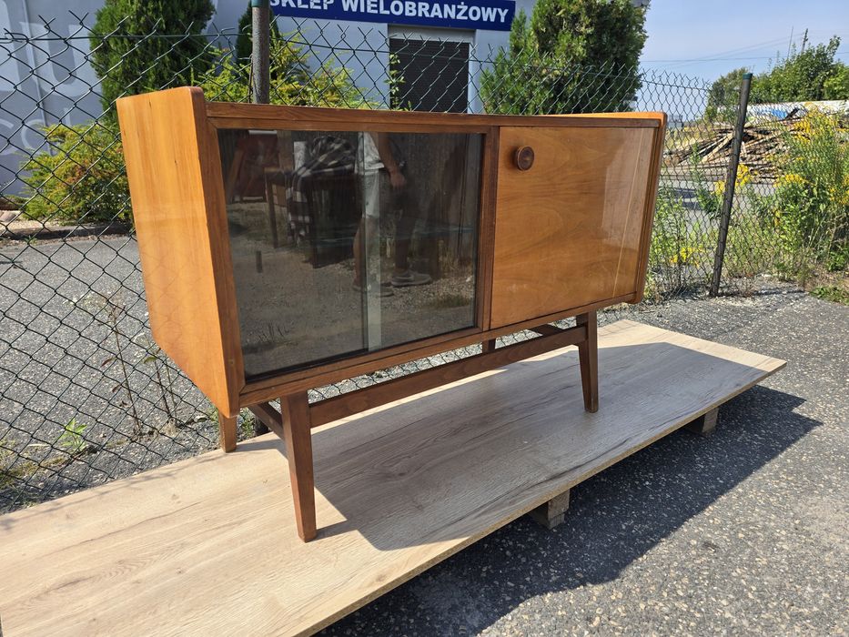 Komoda prl Bilea
