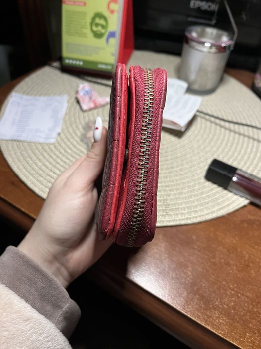 Кошелек красный