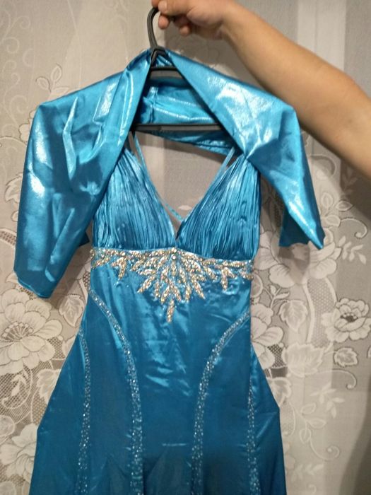 Вечірня,випускна сукня