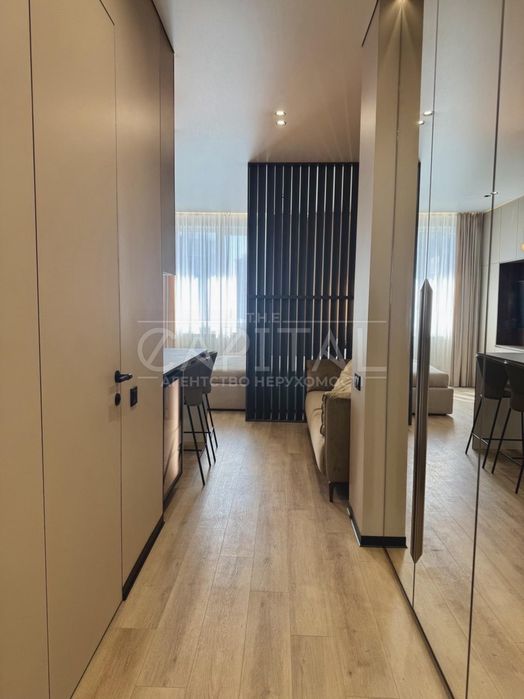 Продаж 1-кімнатної квартири в ЖК Delmar, 37 м², дизайнерський ремонт