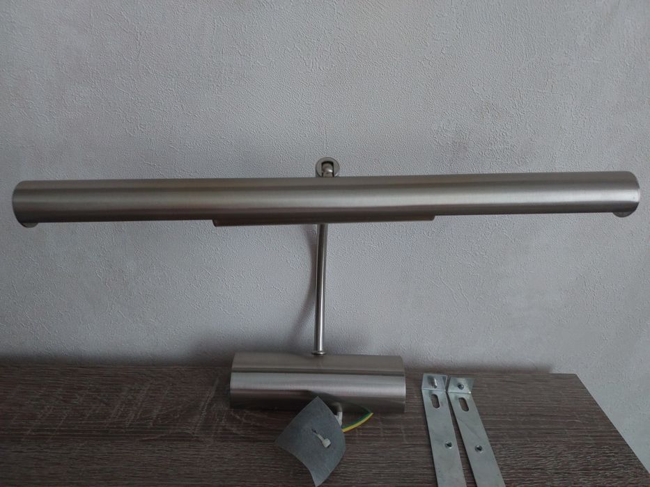 Лампа, бра, подсветка для зеркал и картин