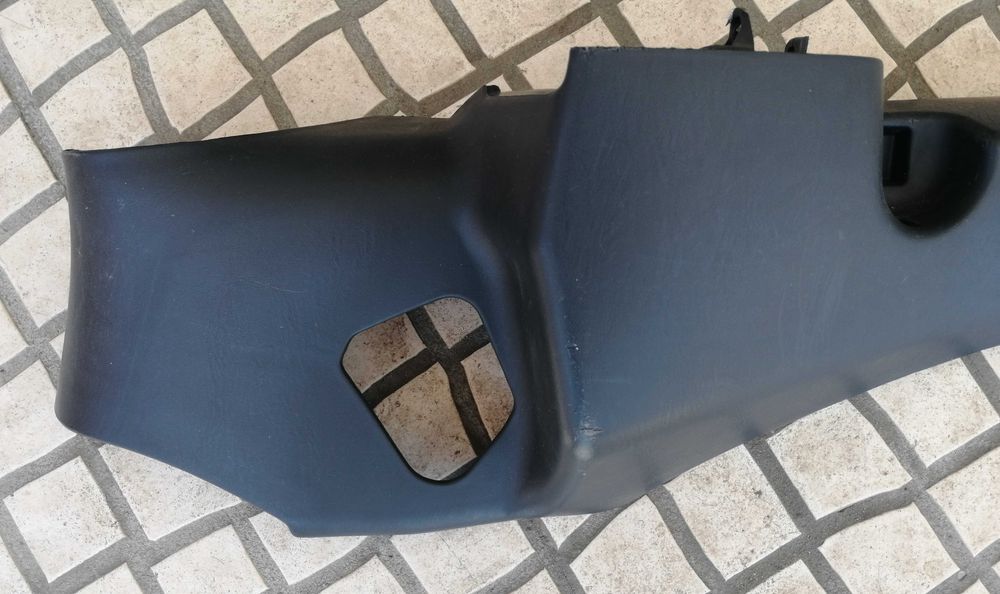 Chapeleira - Apoio lateral Direito - Ford Focus SW - 2001