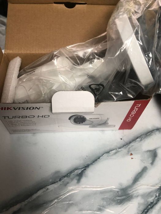 Камера відеоогляду HIKVISION DS-2CE16DOT-12FB