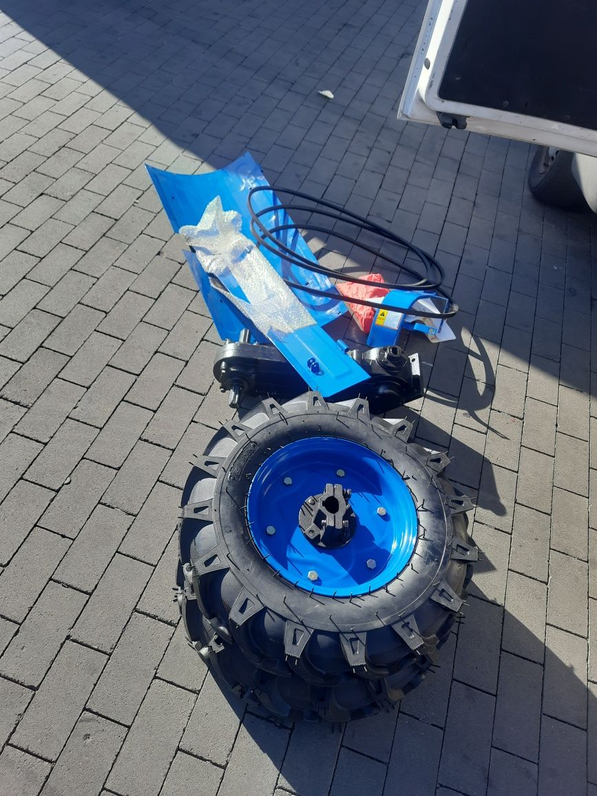Мотоблок зубр ZUBR з водяним охолодженням 8,10,12 к.с: 960 $ - Мотоблок ...