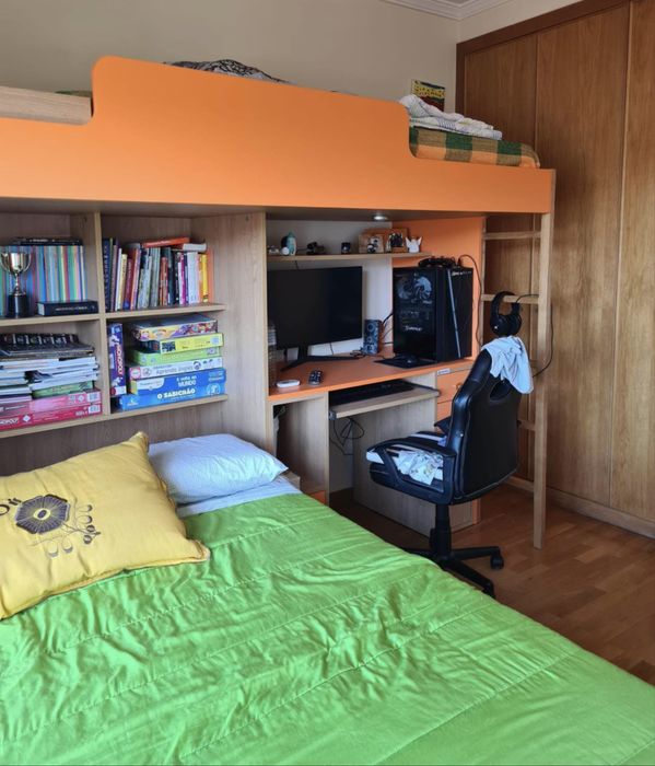 Mobiliario para quarto igual a novo