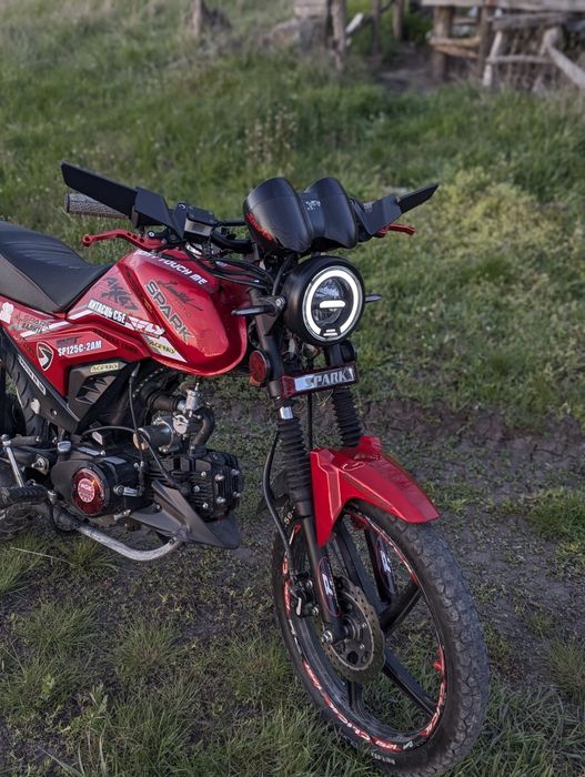 Продам мотоцикл Spark sp125c 2-am