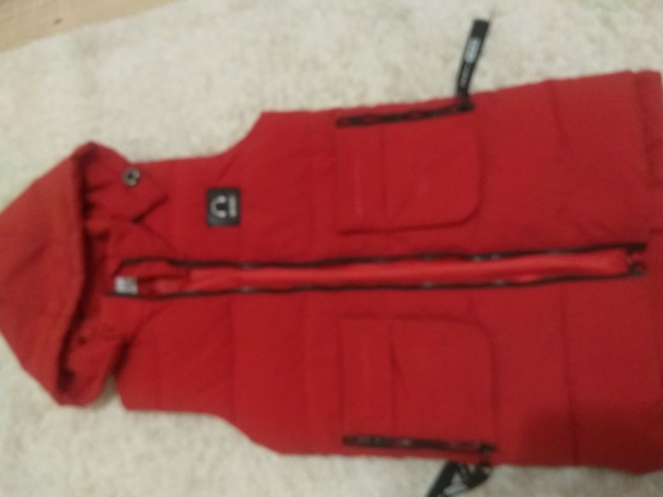 Жилетка червона тепла