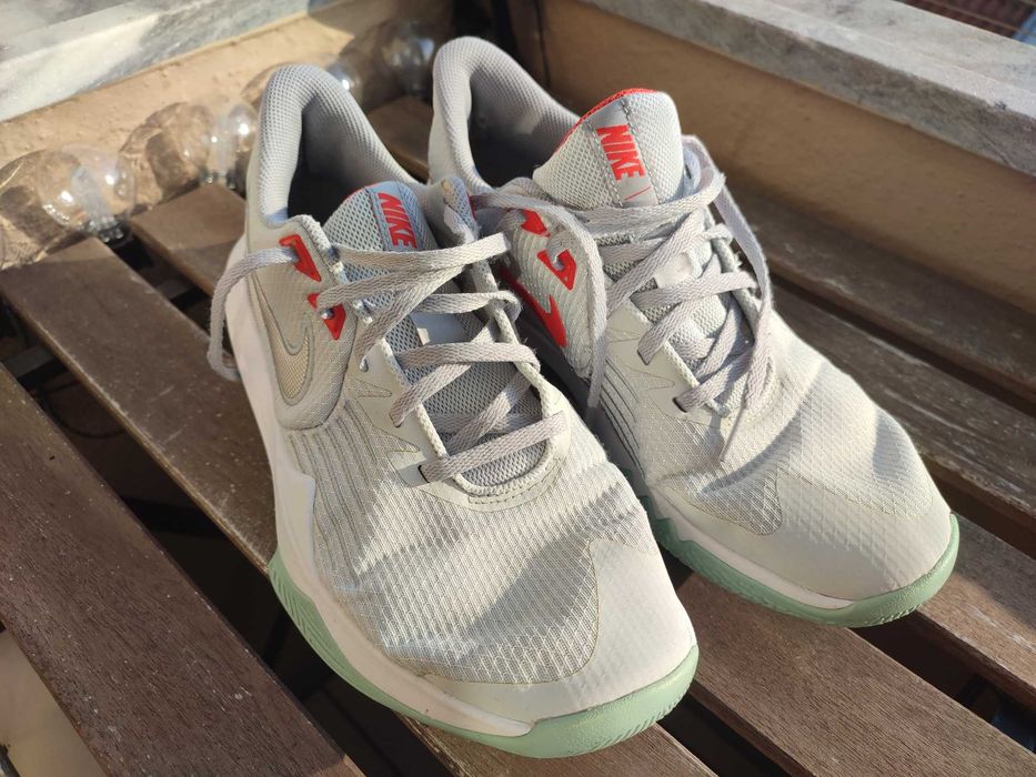 Nike Precision 5