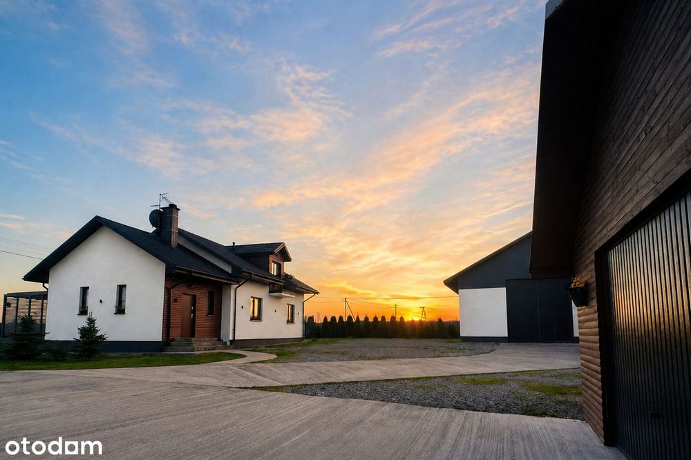 Dom pod działalność I HALA 100m2 + GARAŻ 39m2