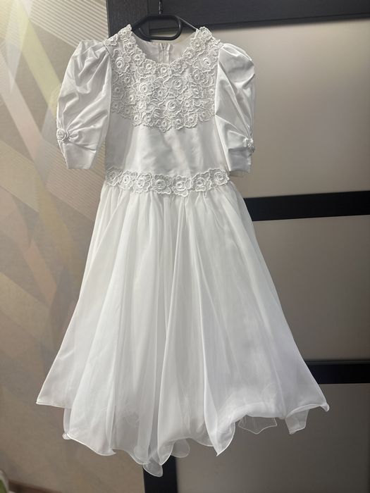 Платье нарядное на лет 10