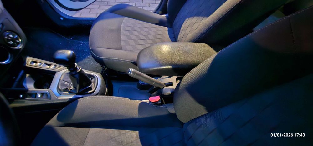 Citroën C-Elysée 1.5 BlueHDi 102cv – Económico e Espaçoso