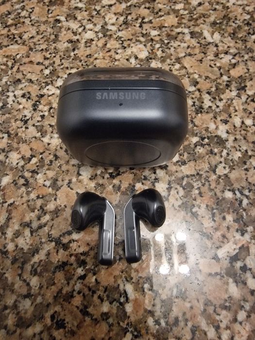 Auriculares Samsung Buds 4