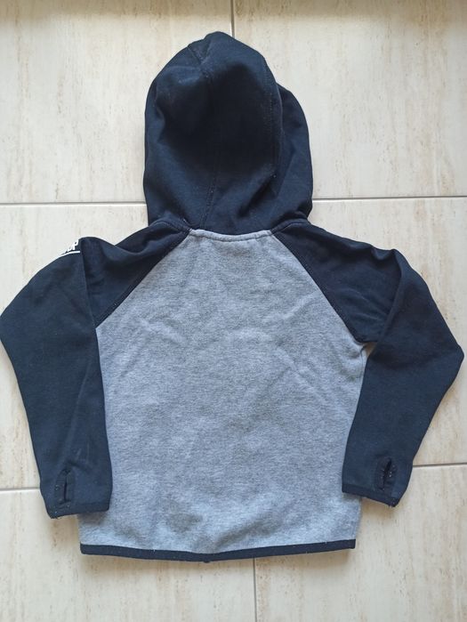 Rozpinana bluza r.104