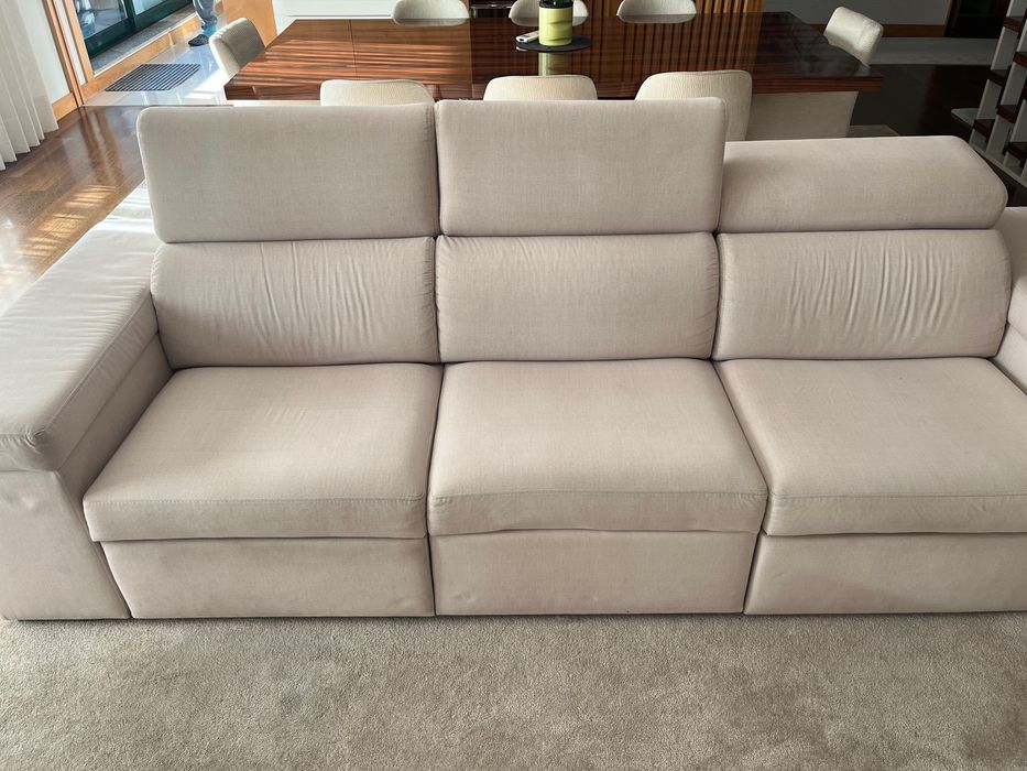 Sofá eléctrico + arrumação em bom estado 275x100