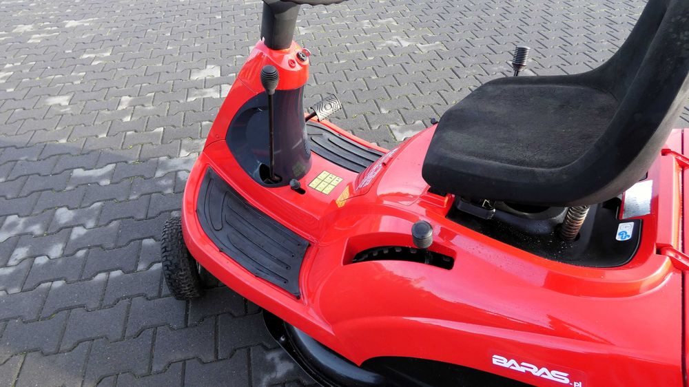 Traktorek kosiarka Castelgarden Briggs&Stratton (101002.5) - Baras