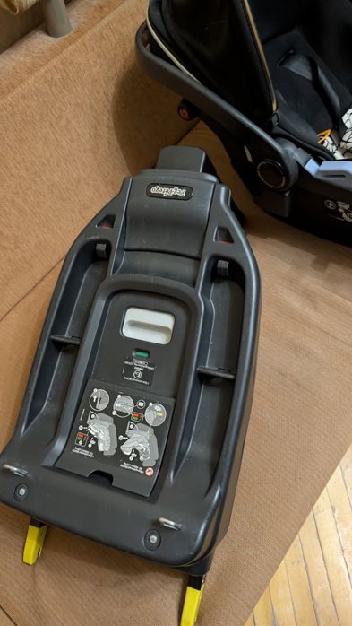Автокрісло Peg Perego Primo Viaggio Lounge 0-13кг + Isofix база