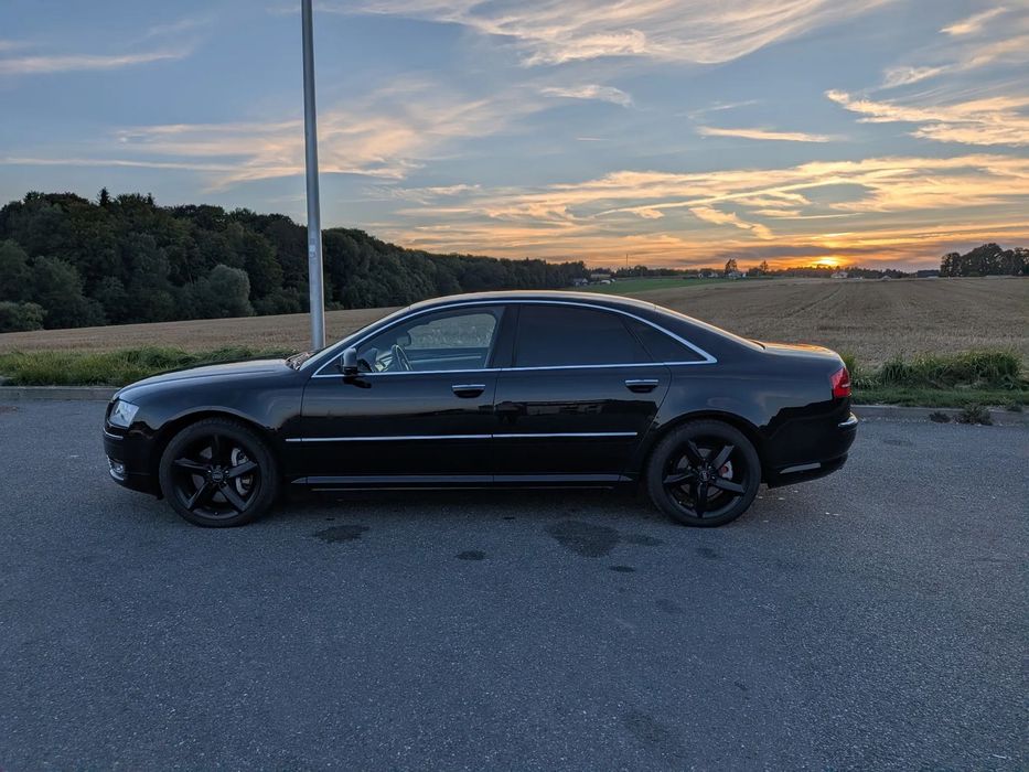 Audi A8 Audi A8 D3 niski przebieg, zadbany!