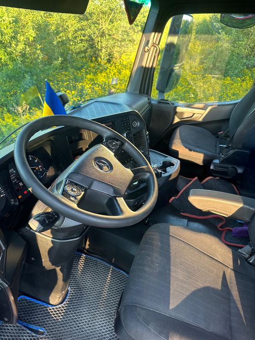 Mercedes Benz Arocs самоскид