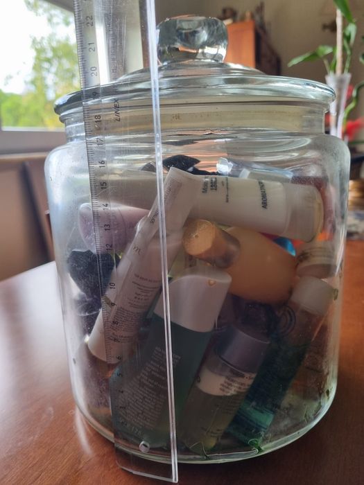 Frasco decorativo com Amenities