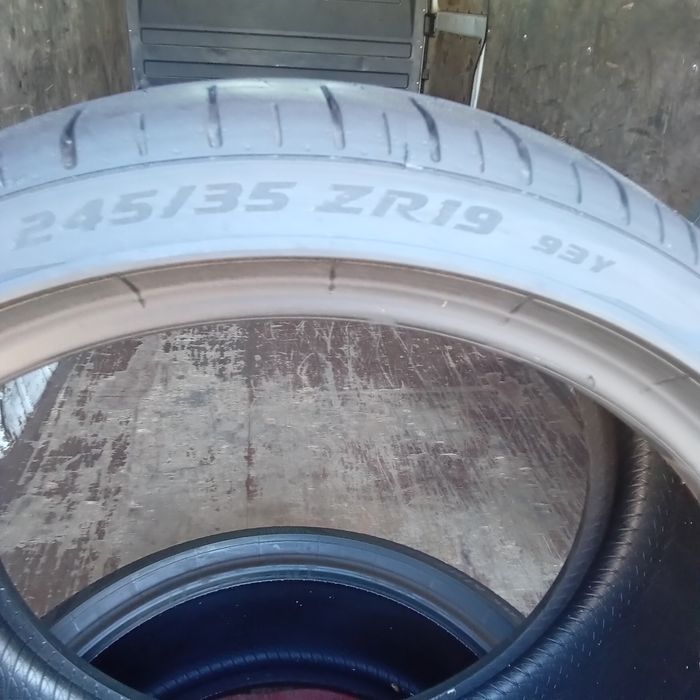 245/35ZR19 93Y  Pirelli P Zero /x4szt