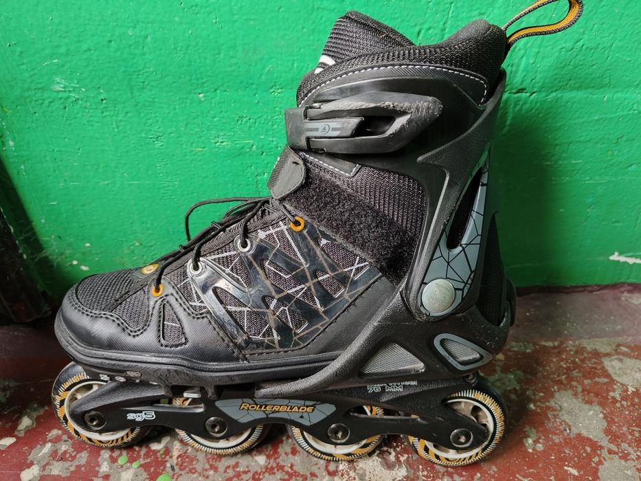 Продам ролики Rollerblade