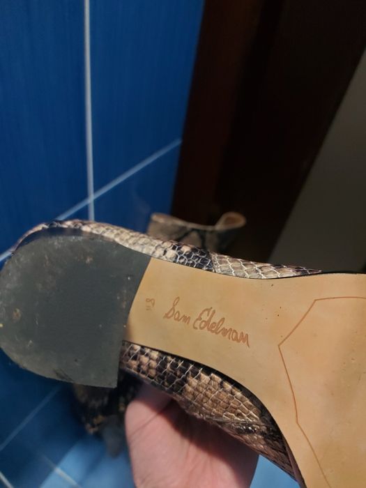 Круті шкіряні демі чоботи. Сапоги Sam Edelman.