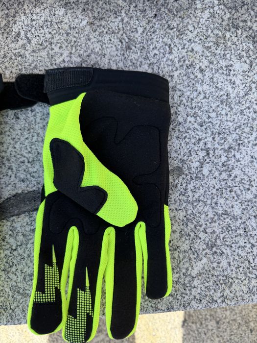 Luvas fox novas para Enduro