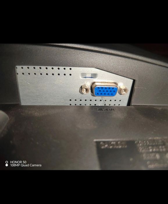 Monitor Samsung caraterísticas nas imagens