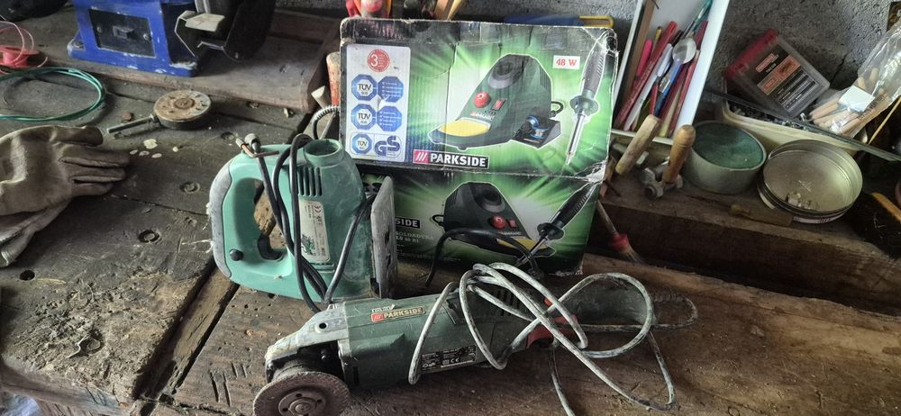 Vendo várias máquinas ferramentas usadas