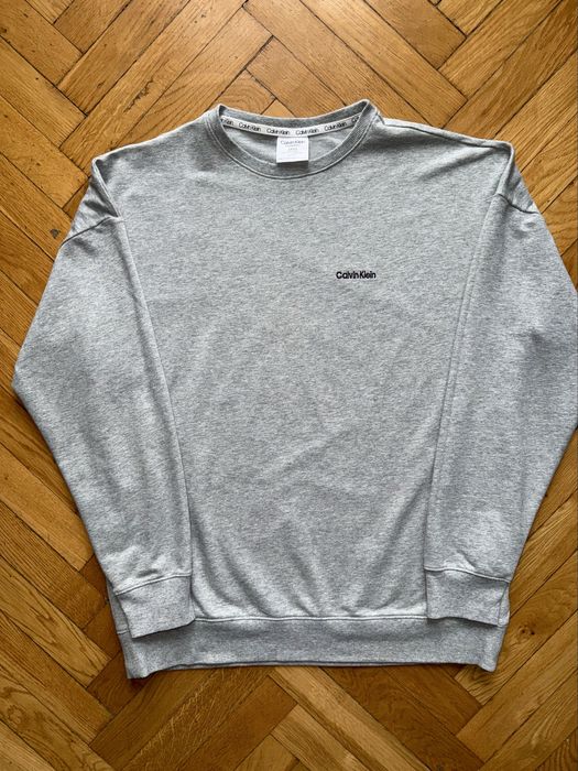 Bluza Calvin Klein szara rozmiar S / L Basic Oryginalna
