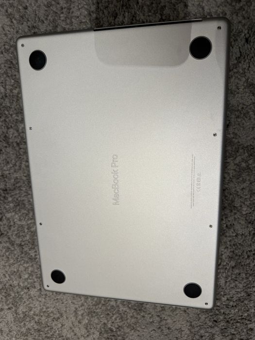 MacBook Pro 14 (2021) M1 Pro 16GB / 1TB SSD Silver