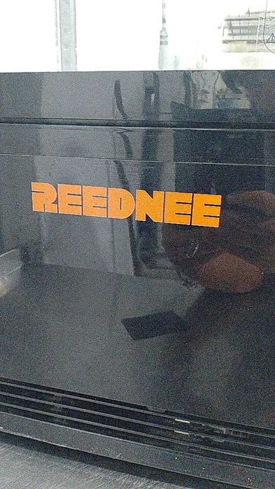 Шафа-вітрина холодильна REEDNEE RT78B black
