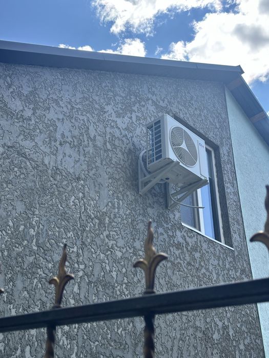 Монтаж кондиціонерів