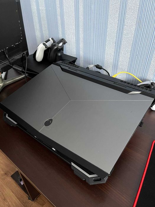 Ігровий ноутбук Alienware 17 R4 i7-6700HQ/GTX 1070 8 Gb/RAM 16Gb